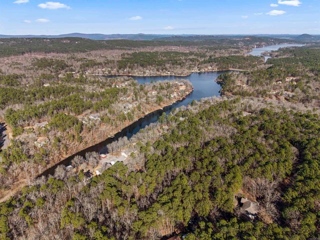 70 Estremedura Drive, Hot Springs Village, AR 71909