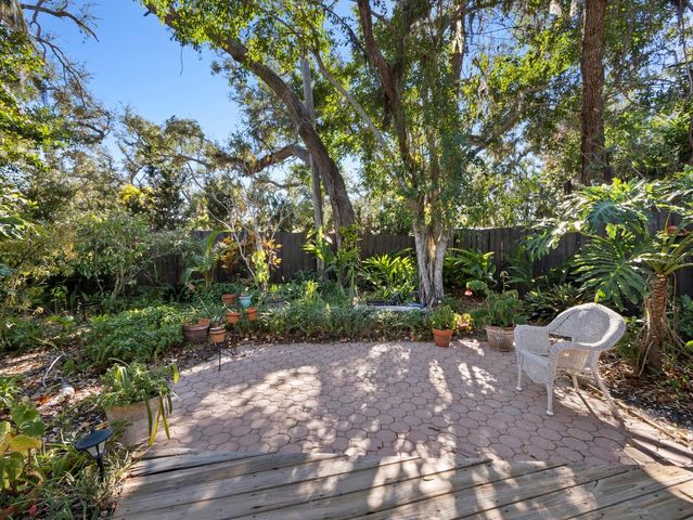 1642 CATALONIA LANE, Sarasota, FL 34239