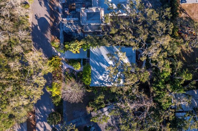 1642 CATALONIA LANE, Sarasota, FL 34239