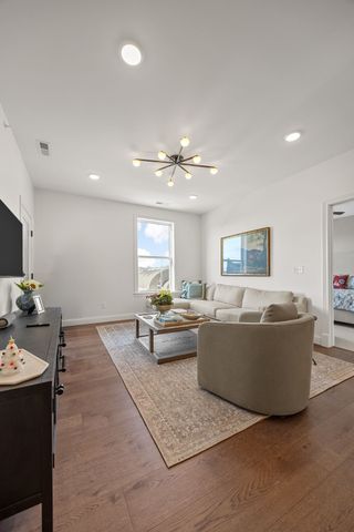 1500 Main St 206, Ely, IA 52227