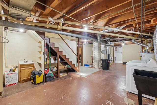 719 Aster Avenue, Holland, MI 49423