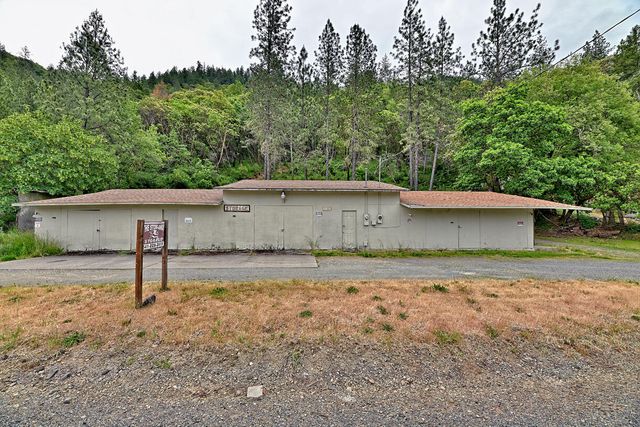 8401 Rogue River Highway, Grants Pass, OR 97527