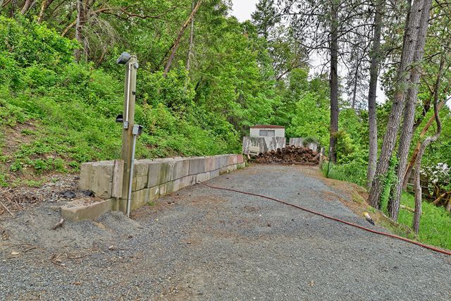 8401 Rogue River Highway, Grants Pass, OR 97527