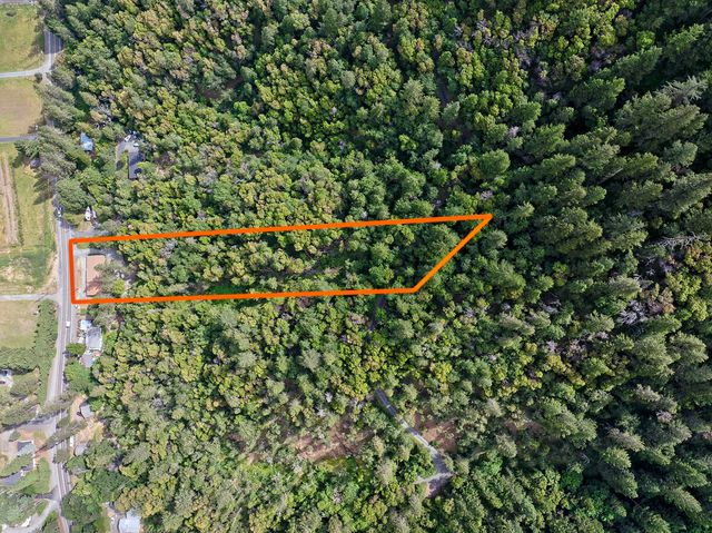 8401 Rogue River Highway, Grants Pass, OR 97527