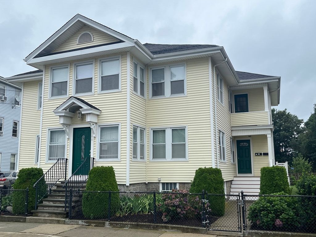 1166 South Main, Fall River, MA 02721