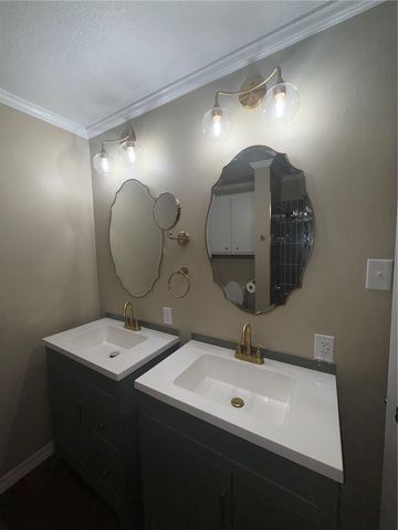 3002 W 2nd, Russellville, AR 72801