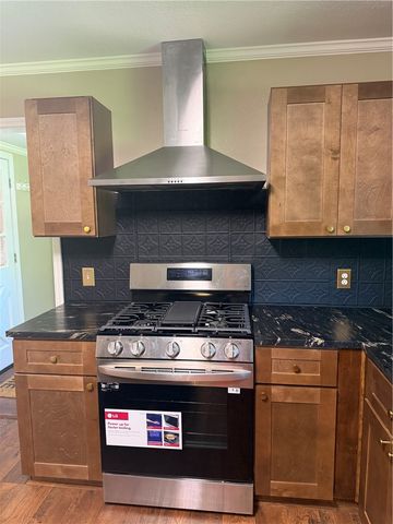 3002 W 2nd, Russellville, AR 72801