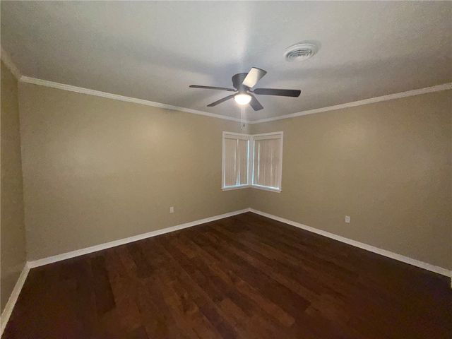 3002 W 2nd, Russellville, AR 72801