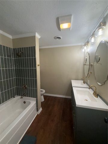 3002 W 2nd, Russellville, AR 72801