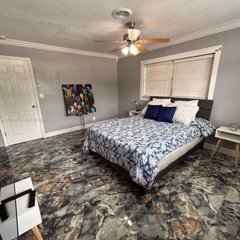 221 NE 24th St, Pompano Beach, FL 33064