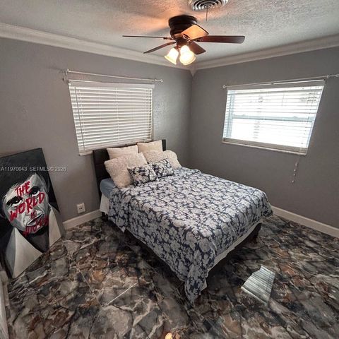 221 NE 24th St, Pompano Beach, FL 33064