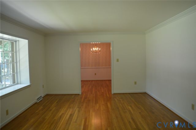 1912 Kirkwall Ct, North Chesterfield, VA 23235