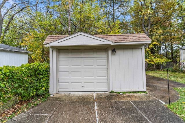 14417 Corridon Avenue, Maple Heights, OH 44137