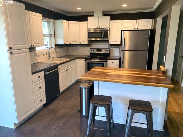 7816 Ne 28TH St, Vancouver, WA 98662
