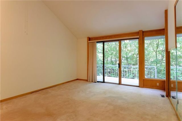 320 Fauna Court, Sandy Springs, GA 30350