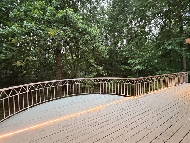 320 Fauna Court, Sandy Springs, GA 30350