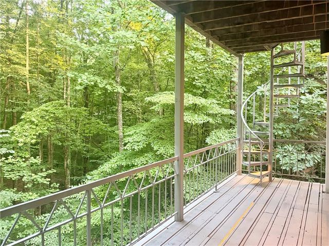 320 Fauna Court, Sandy Springs, GA 30350
