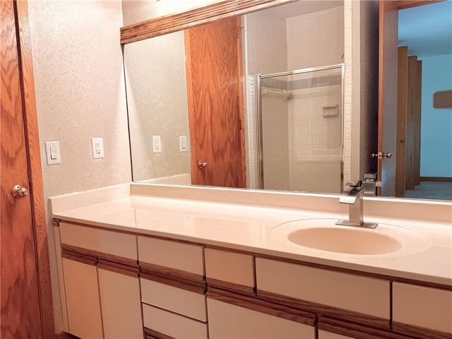 320 Fauna Court, Sandy Springs, GA 30350