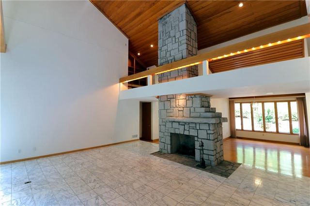 320 Fauna Court, Sandy Springs, GA 30350