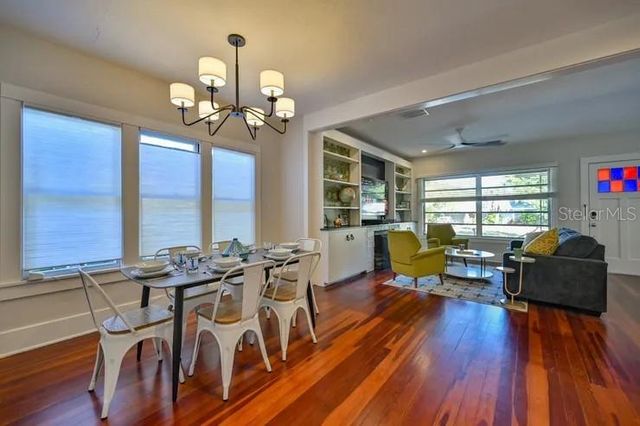 2408 HILLVIEW STREET, Sarasota, FL 34239