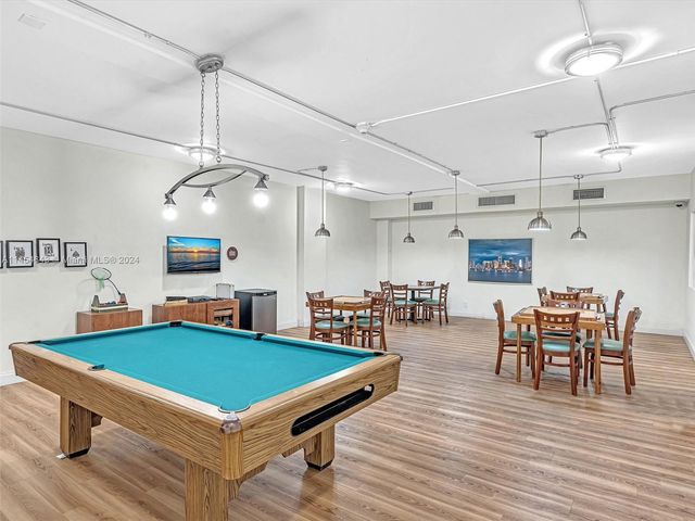 2655 Collins Ave 706, Miami Beach, FL 33140