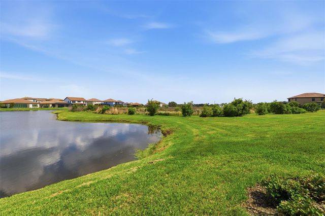 8310 CARRHILL PLACE, Parrish, FL 34219