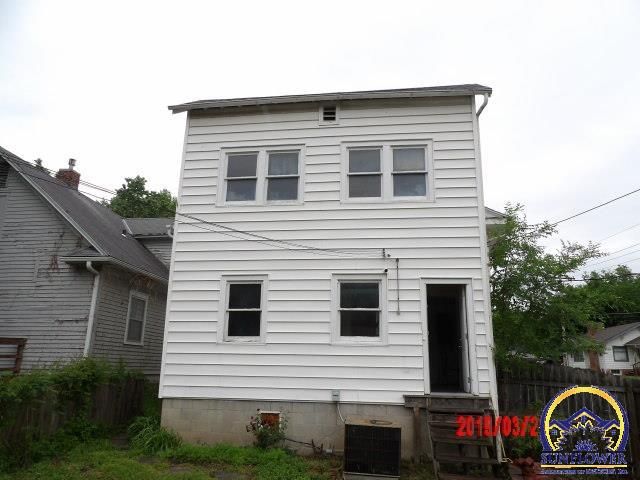 800 SW Jewell AVE, Topeka, KS 66606
