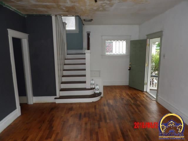 800 SW Jewell AVE, Topeka, KS 66606