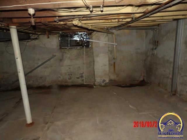 800 SW Jewell AVE, Topeka, KS 66606