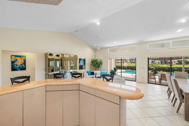 5722 Willow Creek Lane, Delray Beach, FL 33484