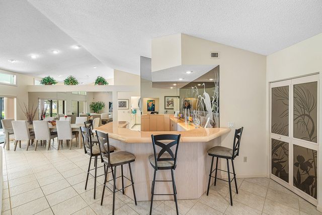 5722 Willow Creek Lane, Delray Beach, FL 33484