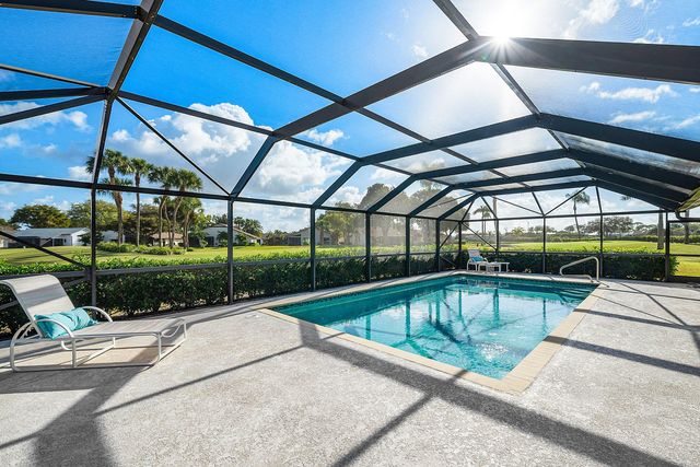 5722 Willow Creek Lane, Delray Beach, FL 33484