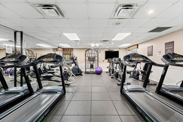 5722 Willow Creek Lane, Delray Beach, FL 33484