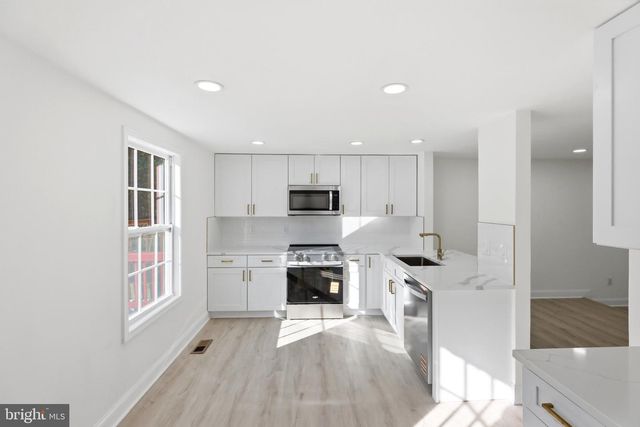 12116 SKIP JACK DR, Germantown, MD 20874