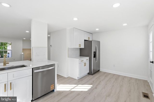 12116 SKIP JACK DR, Germantown, MD 20874