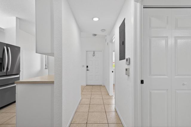 7775 Yardley Drive 314, Tamarac, FL 33321