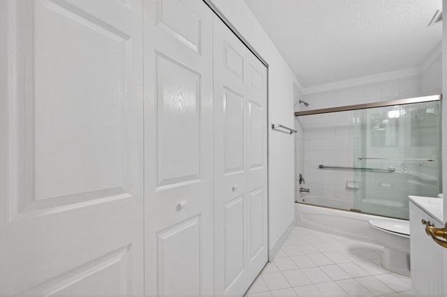 7775 Yardley Drive 314, Tamarac, FL 33321