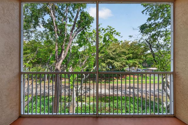 7775 Yardley Drive 314, Tamarac, FL 33321
