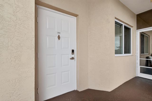 7775 Yardley Drive 314, Tamarac, FL 33321