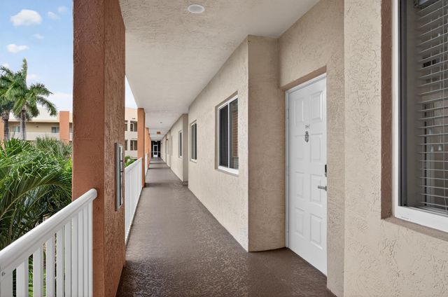 7775 Yardley Drive 314, Tamarac, FL 33321