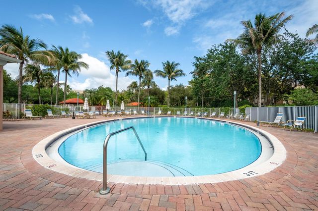 7775 Yardley Drive 314, Tamarac, FL 33321