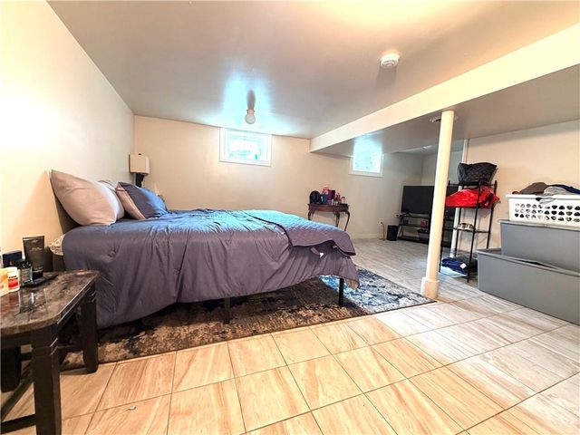 1480 E 77 Street, Kansas City, MO 64131
