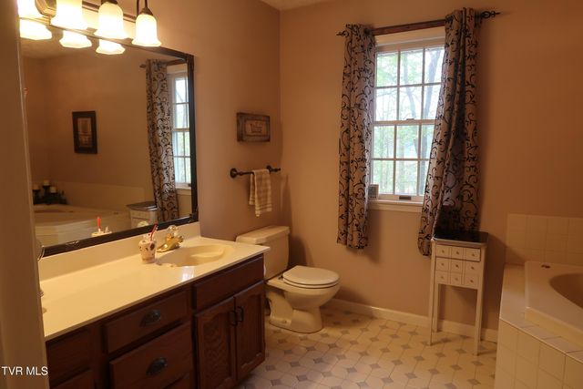 361 Cain Drive, Blountville, TN 37617