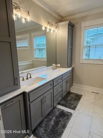 1013 Saltspray Lane, Wilmington, NC 28409