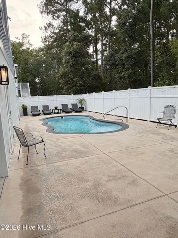 1013 Saltspray Lane, Wilmington, NC 28409