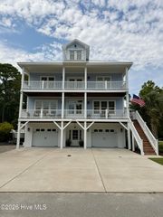 1013 Saltspray Lane, Wilmington, NC 28409