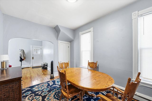 713 2nd Street NE, Minneapolis, MN 55413