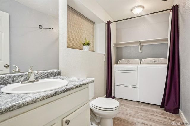 1147 S Ventura Circle D, Aurora, CO 80017