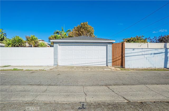 14751 Wadkins Avenue, Gardena, CA 90249