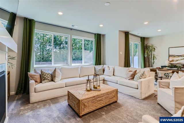 5617 Edward Ct SE, Albany, OR 97322